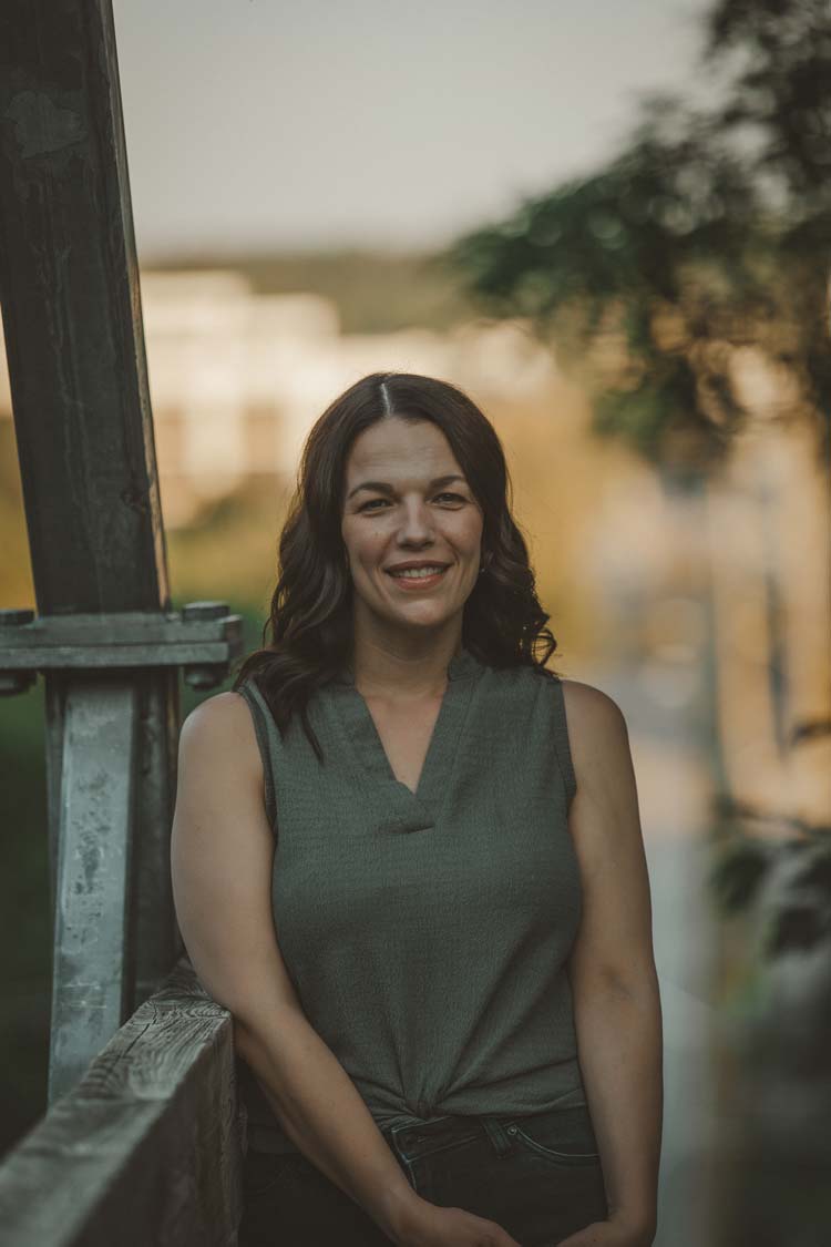 Alice Street Licensed Assistant Realtor Lindsey Glavaz